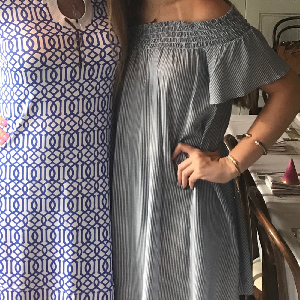 Strapless stripped dress